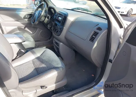 2002 Ford Escape Xls из США, поврежденный, VIN 1FMYU02102KC83371